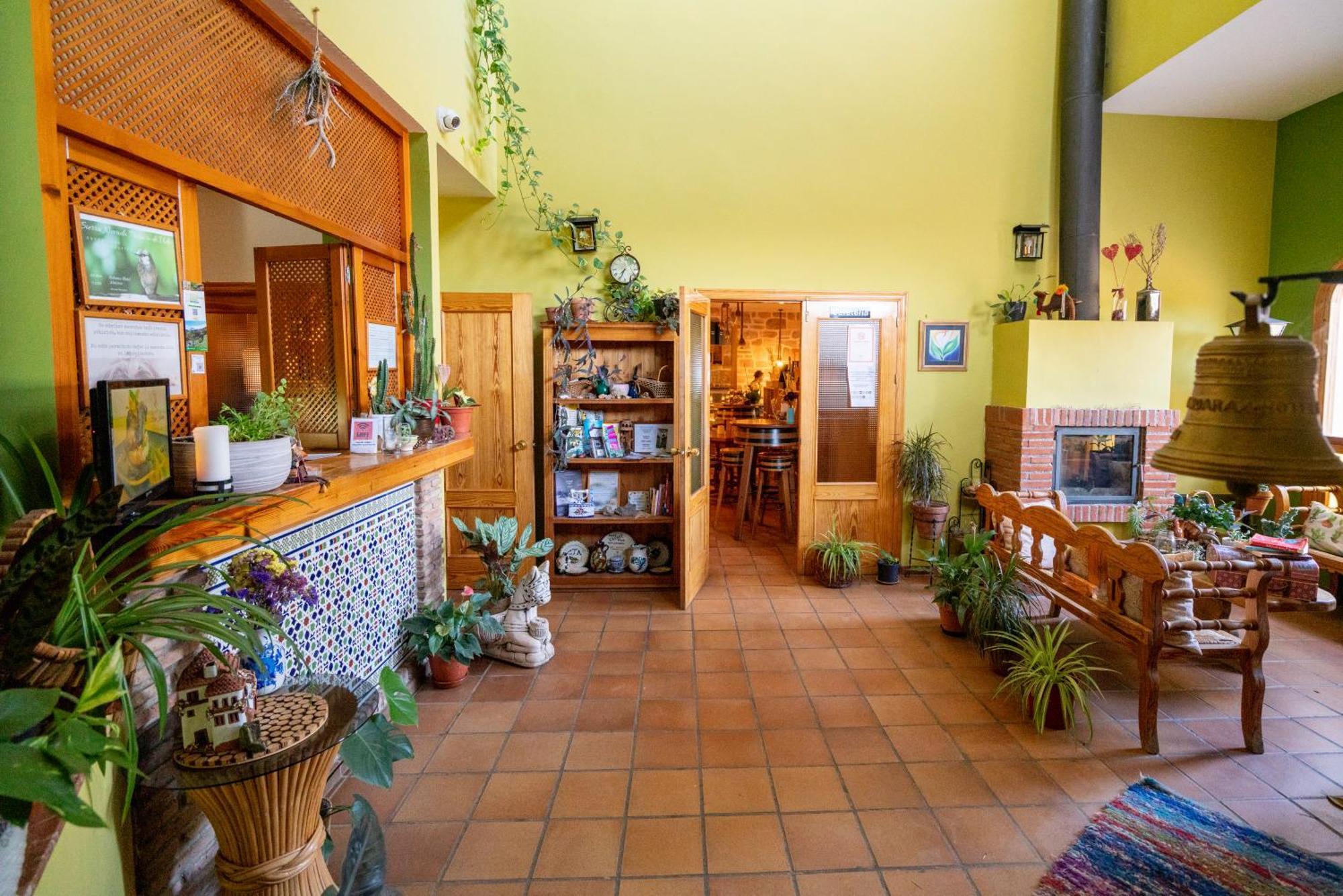 Hotel Rural Familiar Almirez-Alpujarra Laujar De Andarax Exterior foto